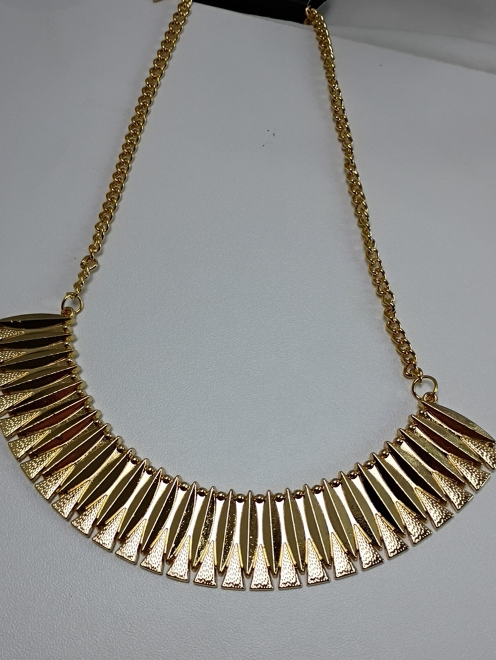 Gold Statement Fan-Edge Necklace - Women's Jewelry